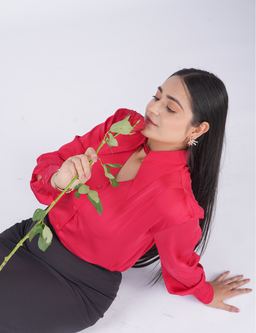 THE TAILORED EASE BLOUSE