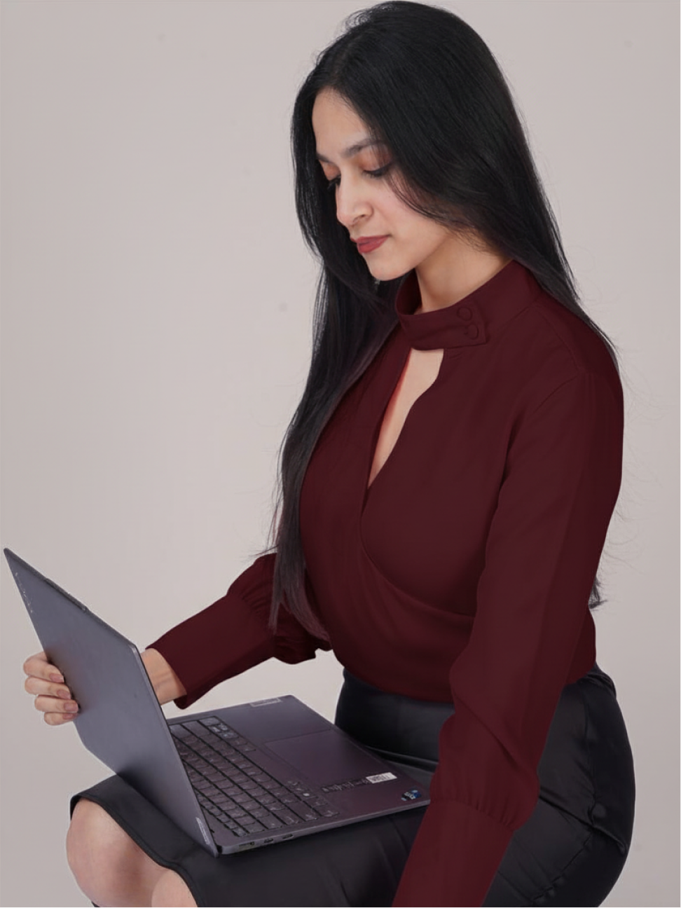ASYMMETRIC HIGH NECK TOP